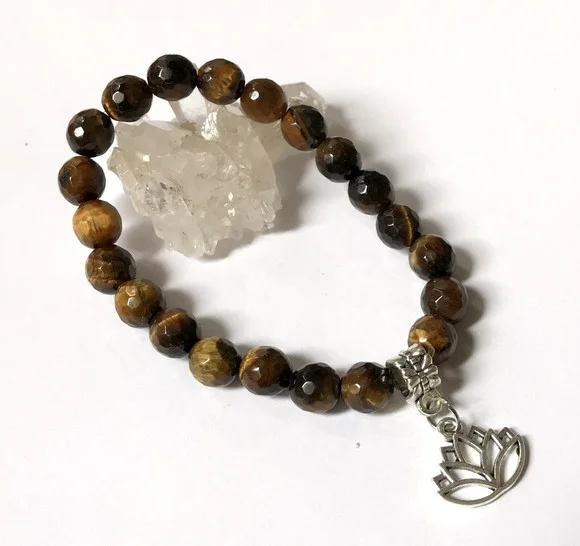 Pulseira Japamala Olho de Tigre Facetada 21 Contas e Lotus