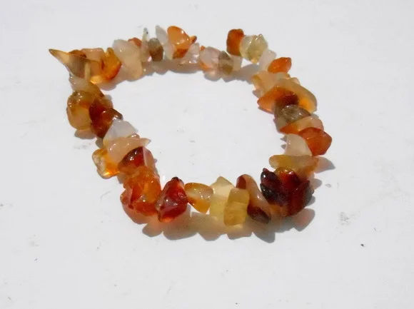 Pulseira pedra natural em cascalhos ágata fogo
