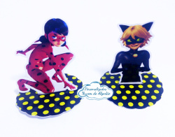 Aplique 3d de latinha 5x5 Miraculous Aplique 3d de latinha 5x5 Miraculous