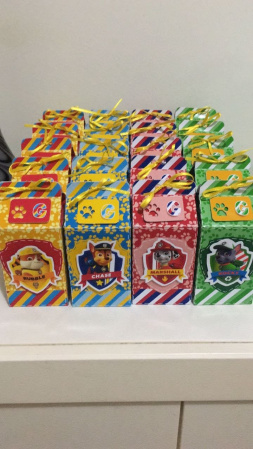 Caixa milk Patrulha Canina Letras Caixa milk Patrulha Canina Letras-Caixa milk Patrulha Canina Letras com aplique
Fazemos em qualquer tema.
Envie nome e idade para pe