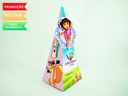 Caixa pirâmide Dora Aventureira Caixa pirâmide Dora Aventureira