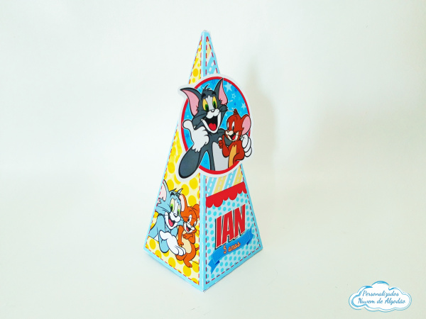 Caixa pirâmide Tom e Jerry-Caixa pirâmide Tom e Jerry
Fazemos em qualquer tema.
Envie nome e idade para personalização.
