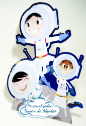Display de mesa Show da luna 27cm - Astronautas Display de mesa Show da luna 27cm - Astronautas