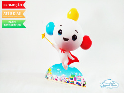 Display de mesa Vera e o reino do arco íris 27cm - Rei do Arco Íris Display de mesa Vera e o reino do arco íris 27cm - Rei do Arco Íris