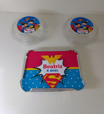 KIT FESTA ESCOLAR  MULHER MARAVILHA 2 KIT FESTA ESCOLAR  MULHER MARAVILHA 2-COMEMORE O ANIVERSÁRIO COM UMA FESTA NA ESCOLA DE MANEIRA PRÁTICA E DIVERTIDA.
KIT FESTA NA ESC
