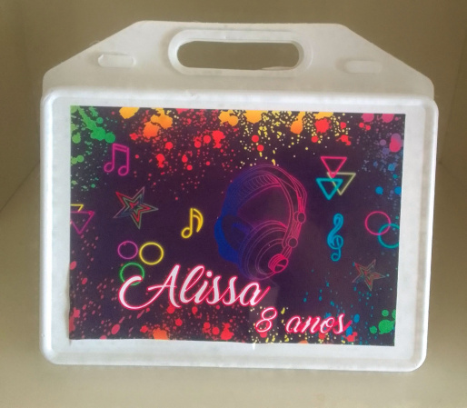 KIT FESTA ESCOLAR NEON KIT FESTA ESCOLAR NEON-COMEMORE O ANIVERSÁRIO COM UMA FESTA NA ESCOLA DE MANEIRA PRÁTICA E DIVERTIDA.
KIT FESTA NA ESC