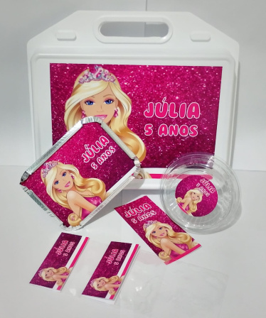 KIT FESTA ESCOLAR PERSONALIZADO BARBIE KIT FESTA ESCOLAR PERSONALIZADO BARBIE-COMEMORE O ANIVERSÁRIO COM UMA FESTA NA ESCOLA DE MANEIRA PRÁTICA E DIVERTIDA.
KIT FESTA NA ESC