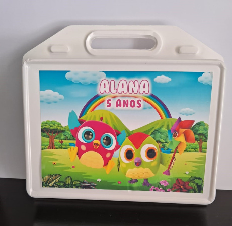 KIT FESTA ESCOLAR PERSONALIZADO HOP HOP CORUJA KIT FESTA ESCOLAR PERSONALIZADO HOP HOP CORUJA-COMEMORE O ANIVERSÁRIO COM UMA FESTA NA ESCOLA DE MANEIRA PRÁTICA E DIVERTIDA.
KIT FESTA NA ESC