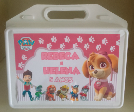 KIT FESTA ESCOLAR SKYE KIT FESTA ESCOLAR SKYE-COMEMORE O ANIVERSÁRIO COM UMA FESTA NA ESCOLA DE MANEIRA PRÁTICA E DIVERTIDA.
KIT FESTA NA ESC