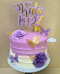 Topo de bolo dourado com 2 flores e borboletas Topo de bolo dourado com 2 flores e borboletas