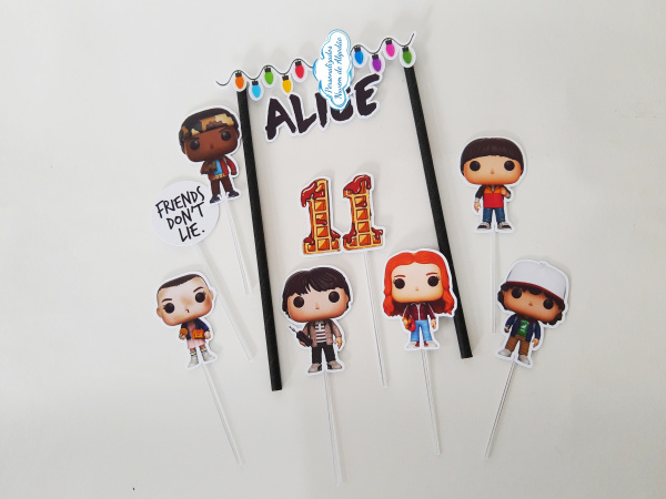 Topo de bolo Stranger things Topo de bolo Stranger things-Topo de bolo Stranger things
- Nos informe os dados para personalização após pagamento.
- Pap