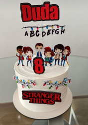 Topo de bolo Stranger Things cute Topo de bolo Stranger Things cute