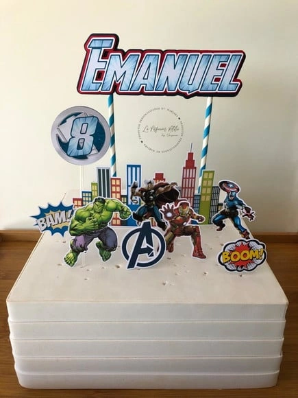 Topo de bolo Avengers
