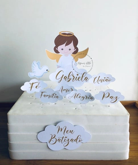 Topo de bolo batizado