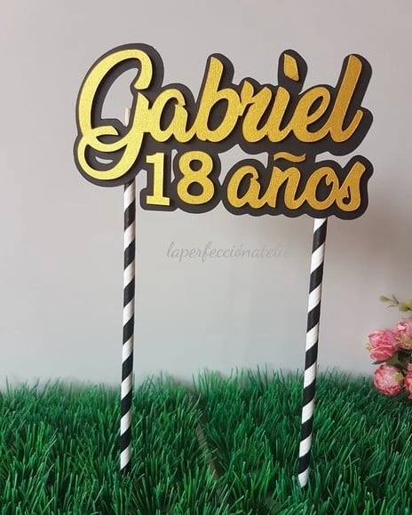 Topo de Bolo Dourado