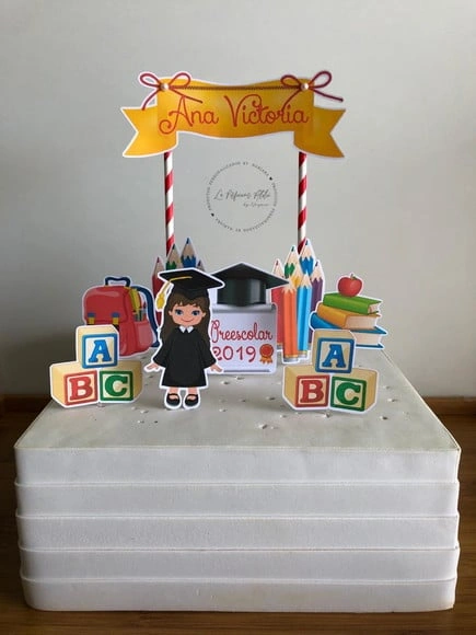 Topo de bolo formatura infantil
