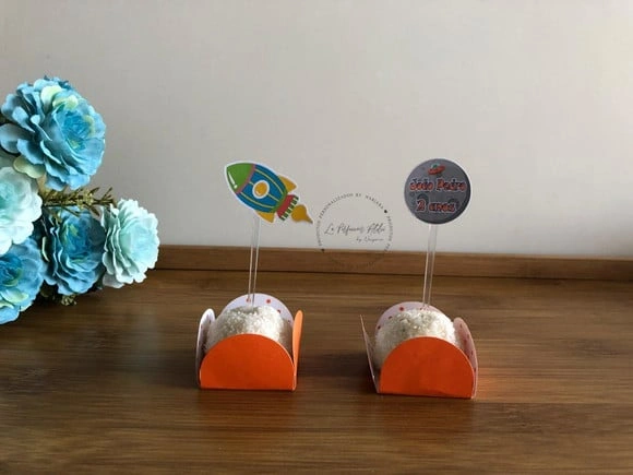 Topper para docinho astronauta