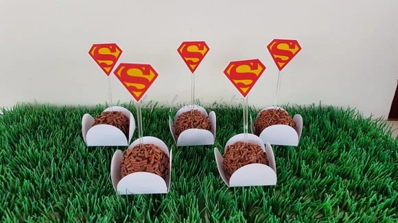 Topper para docinho superman