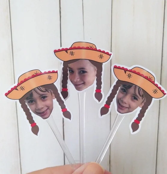 Topper para Docinhos com Rostinho Chapéu Festa Junina Menina