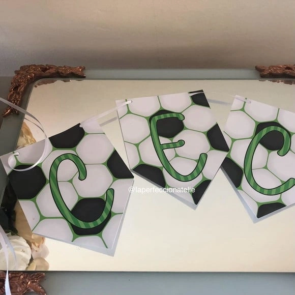 Varal de Bandeirinhas Futebol