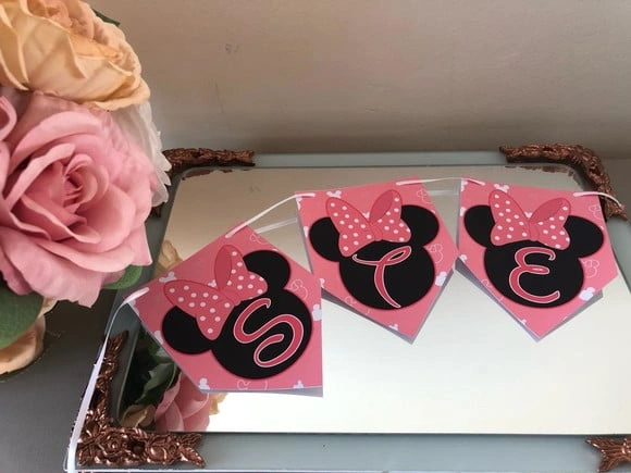 Varal de Bandeirinhas Minnie