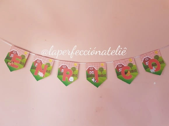 Varal de bandeirinhas fazendinha