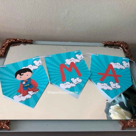 Varal de Bandeirinhas Superman Cute